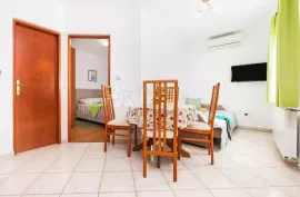 Kuća sa apartmanima, Rovinj, Famiglia