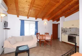 Kuća sa apartmanima, Rovinj, Famiglia