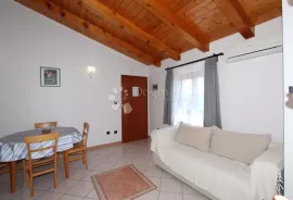 Kuća sa apartmanima, Rovinj, Famiglia