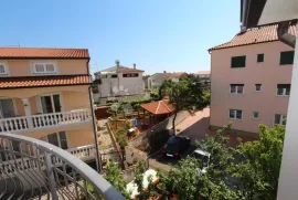 Kuća sa apartmanima, Rovinj, Famiglia