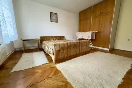 STAN ZA NAJAM U KUĆI, MAKSIMIR, POŽARINJE, Zagreb, Flat