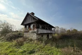 AUTOHTONA KUĆA U blizini Kupe,, Ribnik, Σπίτι