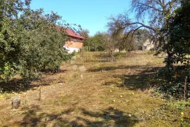 PRODAJE SE ZEMLJIŠTE UZ POTOK – SAVRŠENO ZA KUĆU ILI VIKENDICU, Zlatar, أرض