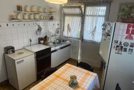 Stan na Trešnjevci s potencijalom!, Zagreb, Apartamento