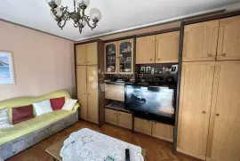 Rustikalni obiteljski stan s toplim šarmom interijera, Kastav, Appartement