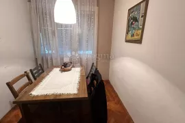 Prodaja stana Maksimir,  53,43m2, 1.kat, garaža, Zagreb, Appartment