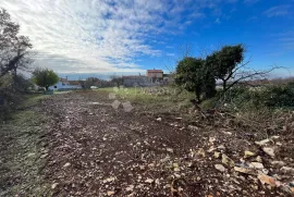 GRAĐEVINSKO ZEMLJIŠTE OKOLICA JURŠIĆI, Svetvinčenat, Zemljište