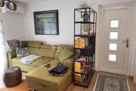 Prekrasan apartman blizu mors, Novi Vinodolski, Flat