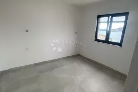 Luksuzni penthouse u novogradnji- Čiovo, Okrug, Flat