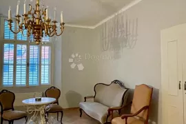 Stan u Starom gradu Dubrovniku s privatnim đardinom, Dubrovnik, Wohnung