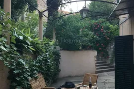 Stan u Starom gradu Dubrovniku s privatnim đardinom, Dubrovnik, Appartamento