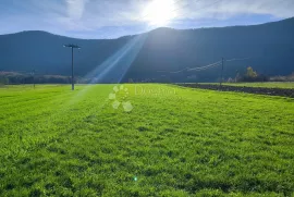 BUŽIM GRAĐEVINSKO ZEMLJIŠTE U OAZI PRIRODE I TIŠINE, Gospić - Okolica, Land