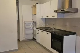 Stan na odličnoj lokaciji!, Zagreb, Appartement