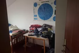 STAN ZA RENOVACIJU SUĆIDAR SPLIT - HITNO, Split, Apartamento