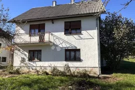 USELJIVA KUĆA SA POMOĆNIM OBJEKTOM I ZEMLJIŠTEM, Gospić - Okolica, Haus