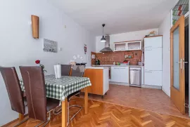 Rijeka, Turnić, stan na višem katu, Rijeka, Appartment