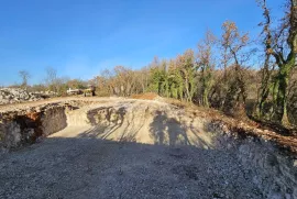 Kombinirano zemljište,građevinska dozvola - Svetvinčenat, Svetvinčenat, Land