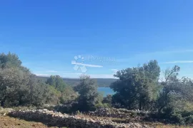 Poljoprivredni teren u Osoru, Mali Lošinj, Land