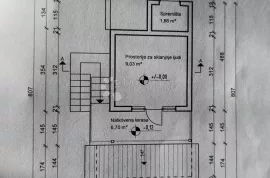 Klijet / vikendica nadomak Vinskom Vrhu sa 2.277m² izuzetno vinorodnog zemljišta, Hrašćina, Kuća