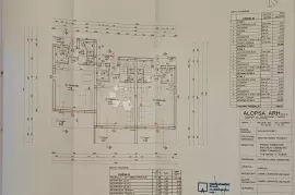 MARINIĆI DVOETAŽNI STAN SA VRTOM!, Viškovo, Wohnung