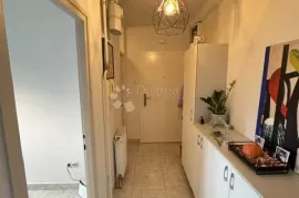 VRHUNSKI STAN NA KLAKI, Zagreb, Appartement