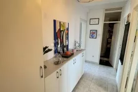 VRHUNSKI STAN NA KLAKI, Zagreb, Appartement