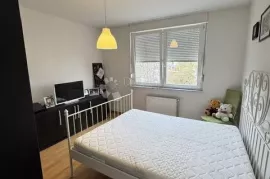 VRHUNSKI STAN NA KLAKI, Zagreb, Appartement