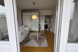 VRHUNSKI STAN NA KLAKI, Zagreb, Appartement