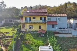 PAZIN, OBITELJSKA KUĆA U CENTRALNOJ ISTRI, Pazin, Casa