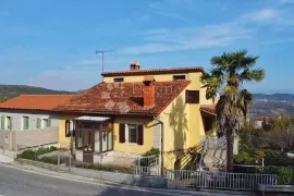 PAZIN, OBITELJSKA KUĆA U CENTRALNOJ ISTRI, Pazin, Σπίτι