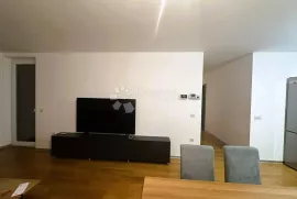 Vrhunski stan u centru na odličnoj lokaciji, Varaždin, Apartamento