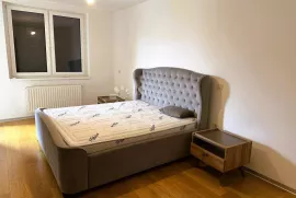 Vrhunski stan u centru na odličnoj lokaciji, Varaždin, Apartamento