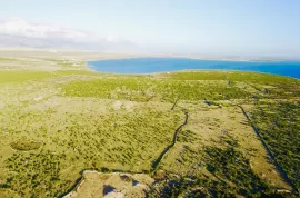 Atraktivna građevna parcela s pogledom na more, turistička namjena, 47.893 m2, Pag, Terreno