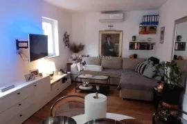 EKSKLUZIVNA NEKRETNINA, Mošćenička Draga, Apartamento