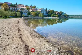 MEKA DRAGA KRUŠEVO - ODLIČNO GRAĐEVINSKO ZEMLJIŠTE NADOMAK MORA, Obrovac, Земля