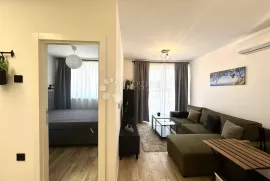 Kuća sa 4 apartmana i bazenom Crikvenica, Crikvenica, House