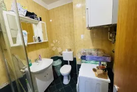 Trešnjevka - 2S stan na odličnoj lokaciji, Zagreb, Apartamento