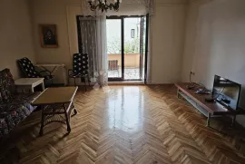 POREČ - Kuća sa dva stana i studio apartmanom, Poreč, بيت