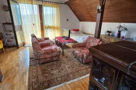 Idealna vikend kuća VUGROVEC 236.98 m²+okućnica 2746 m2, Zagreb, Casa