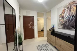 RENOVIRAN I NAMJEŠTEN STAN BULEVAR 2S+DB, Zadar, Appartment