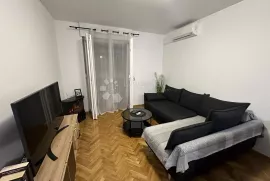 RENOVIRAN I NAMJEŠTEN STAN BULEVAR 2S+DB, Zadar, Kвартира