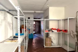 ROVINJ – prostor/galerija u prizemlju na iznimnoj lokaciji, Rovinj, Διαμέρισμα