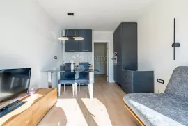 Luksuzan stan Zamet + dodatne dvije garsonjere, Rijeka, Appartment