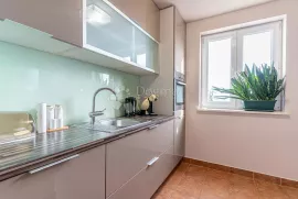 Luksuzan stan Zamet + dodatne dvije garsonjere, Rijeka, Appartment