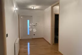 Prodaja stana, Maksimir-Gornji Bukovac, 4S, 1. kat, Zagreb, Wohnung