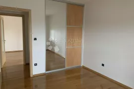 Prodaja stana, Maksimir-Gornji Bukovac, 4S, 1. kat, Zagreb, Wohnung