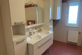 Prodaja stana, Maksimir-Gornji Bukovac, 4S, 1. kat, Zagreb, Wohnung