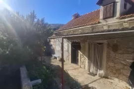 Šarmantna kamena kuća na otoku Braču, Milna, Maison