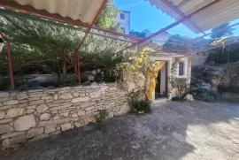 Šarmantna kamena kuća na otoku Braču, Milna, Maison