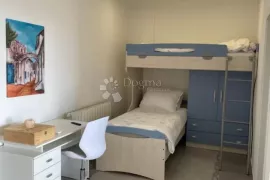 Apartman s panoramskim pogledom za dugoročan najam, Opatija - Okolica, Apartamento